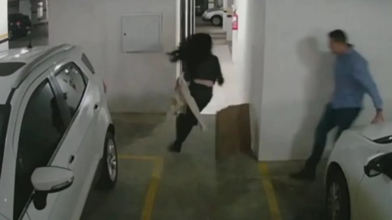 Vérfagyasztó menekülés: a halál elől futott a feleség, akit férje végül kidobott a negyedikről - 18+videó