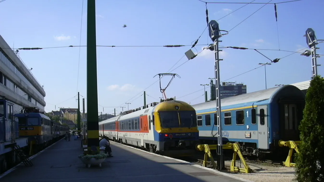 Két hétre bezár a Déli pályaudvar