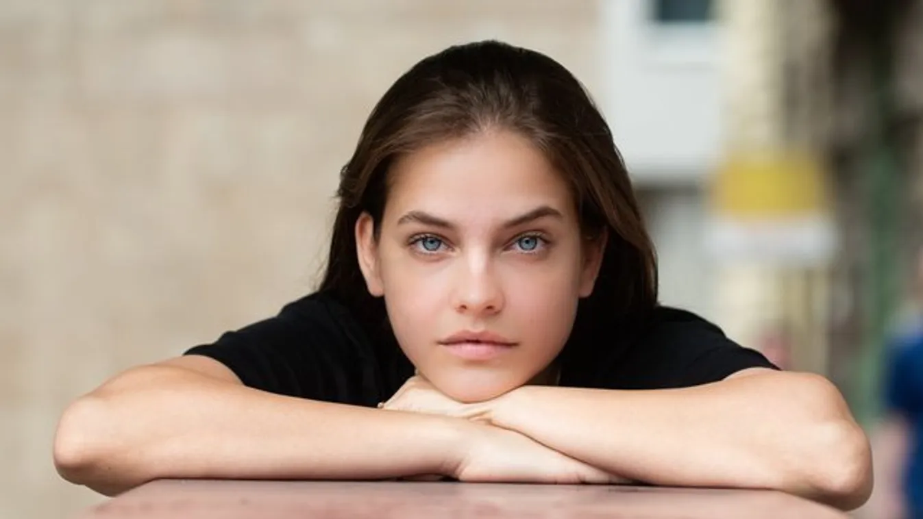 A 25 éves Palvin Barbi olyan bölcs lett, mint húsz magyar nagymama