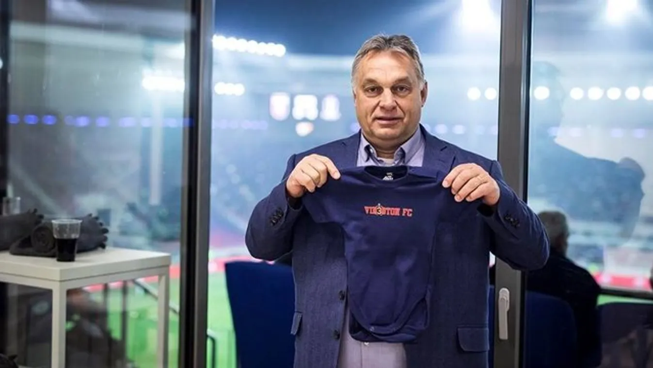 Orbán Vik­tor Vi­deo­ton-rug­da­ló­zóval pózolt a MOL Vidi stadionjában!