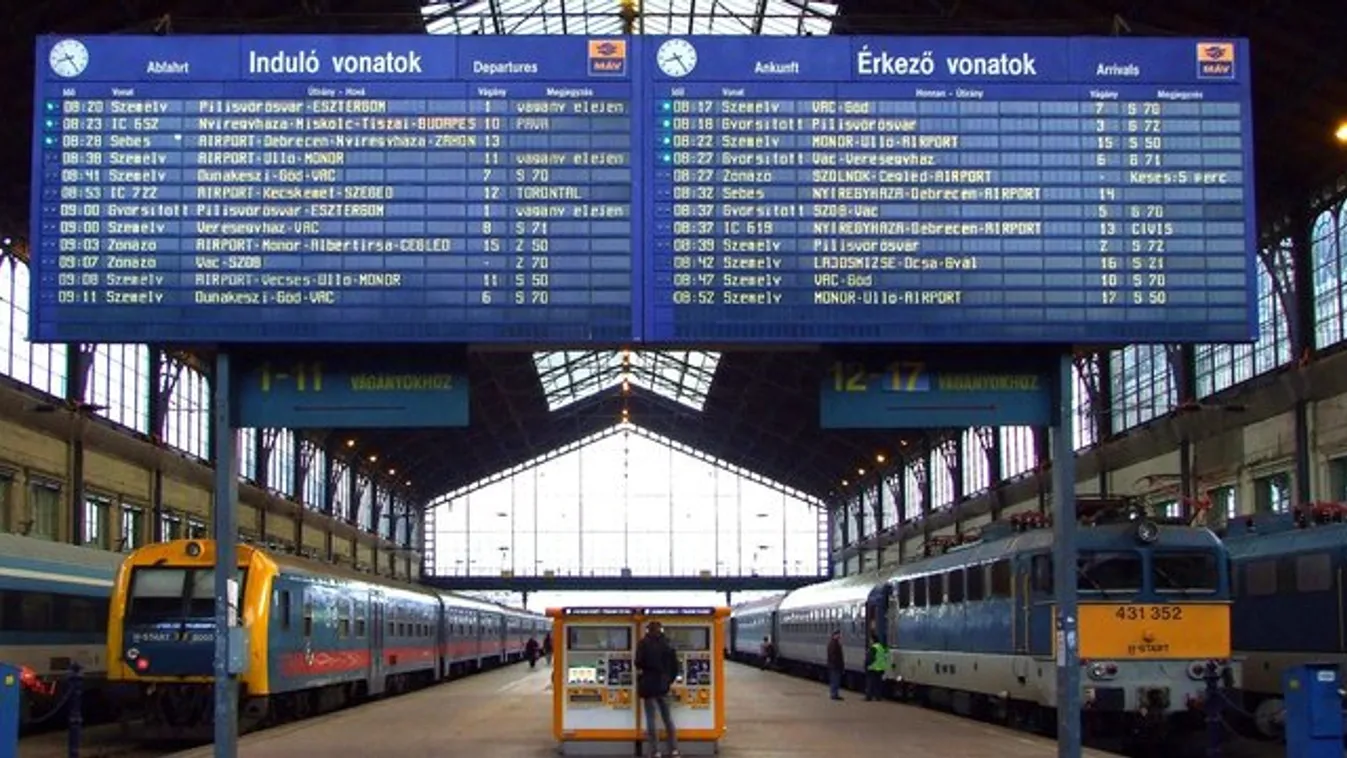 Meghosszabbítják a bérleteket