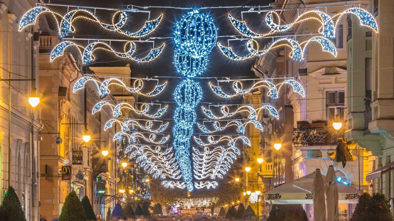 Közel 40 méter magasról is megnézheti Szeged karácsonyi hangulatát