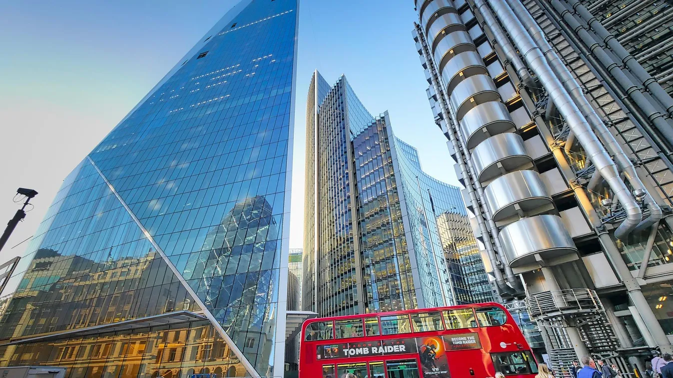 Nincs több nasi reklám a londoni tömegközlekedésben