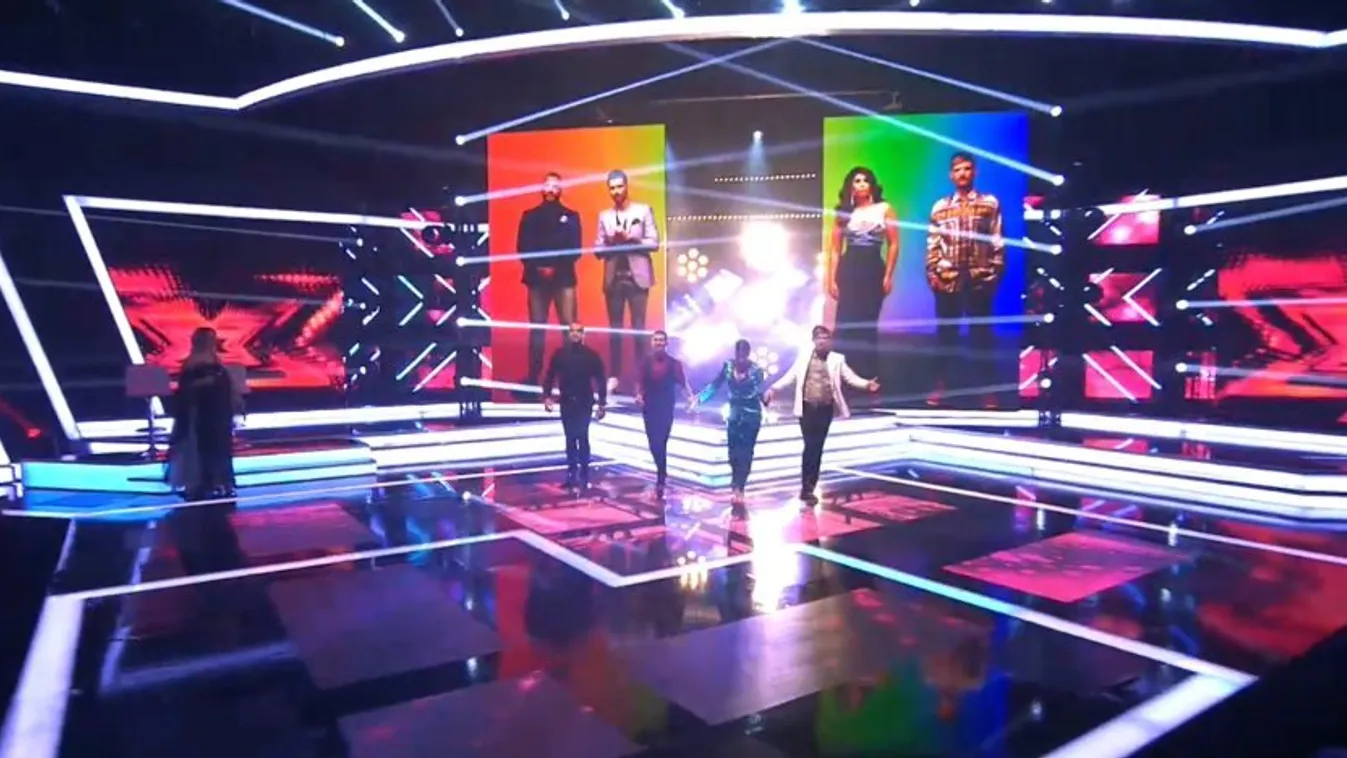 Bizarr látvány: fenékrázással vonultak be az X-Faktor mentorai - videó