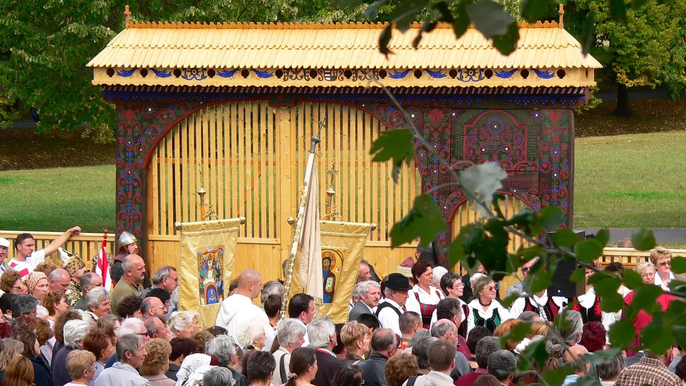 Trianonra emlékező karácsonyt tartanak Ópusztaszeren