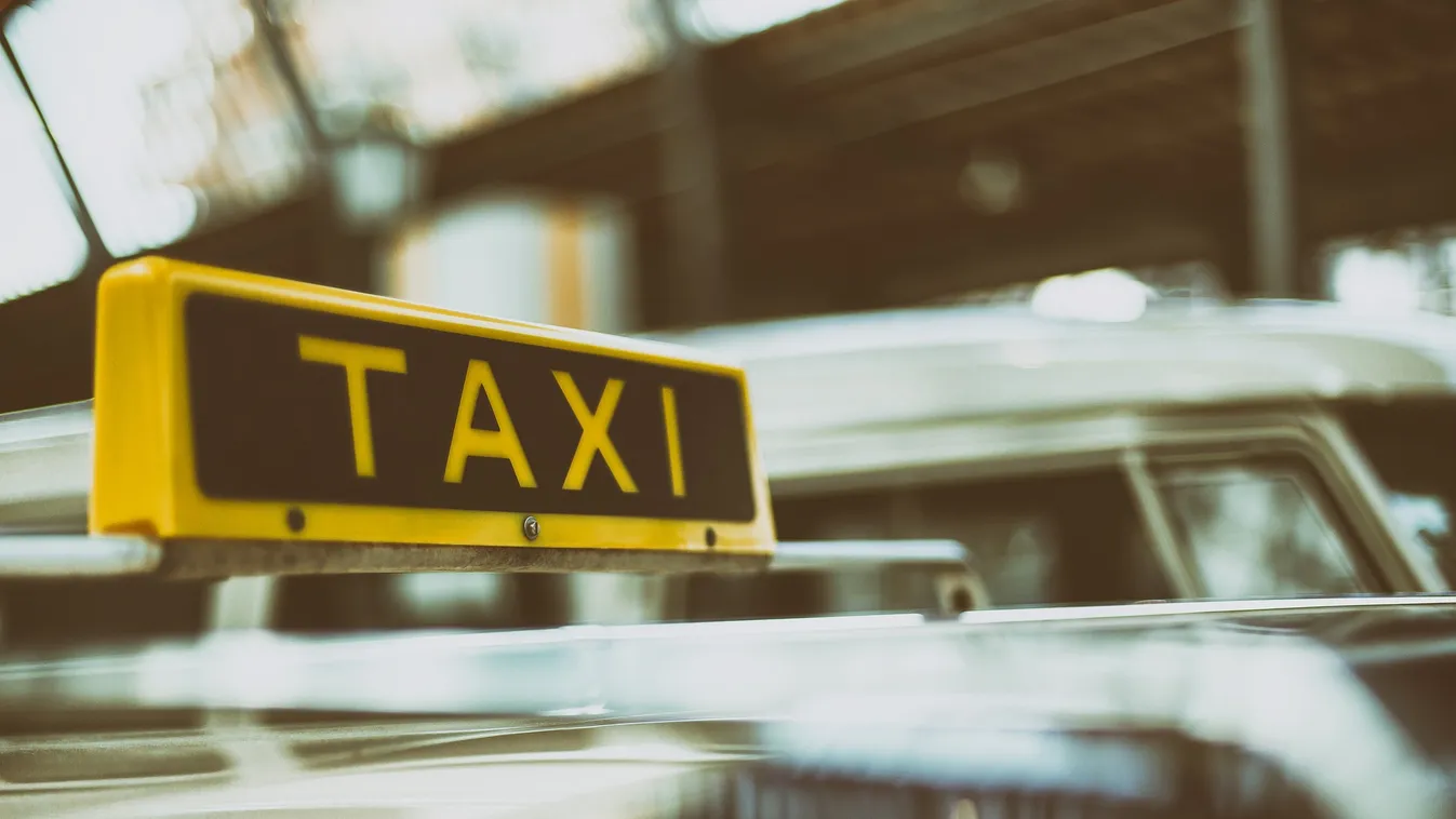 Az Uber és Cabify is kivonul Barcelonából