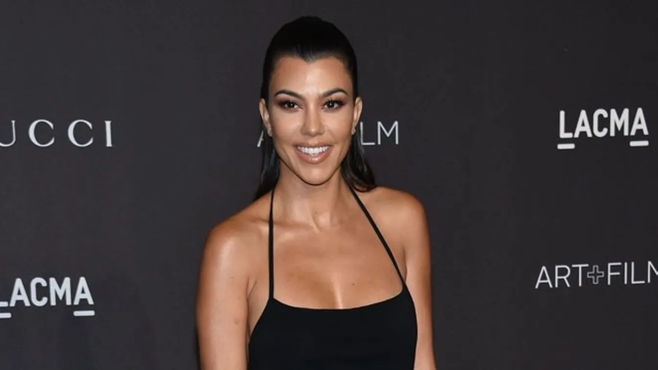 Megint fiatal pasit szedett össze a legidősebb Kardashian-lány