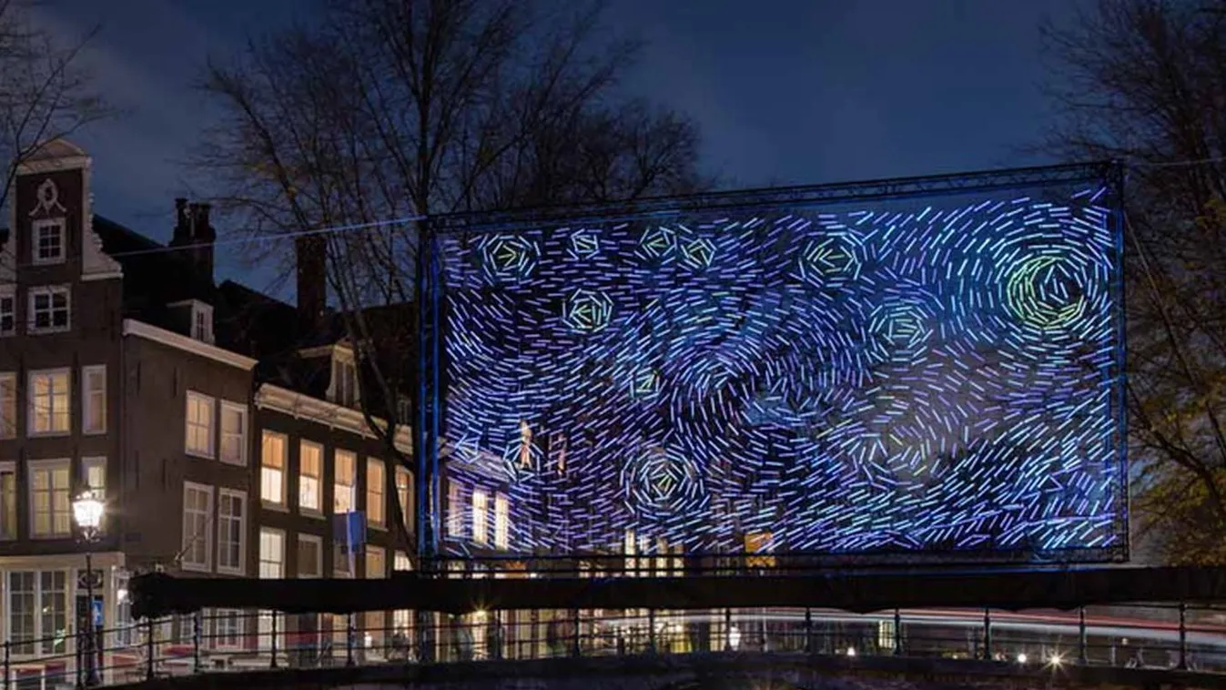 LED installáción a Van Gogh festmény