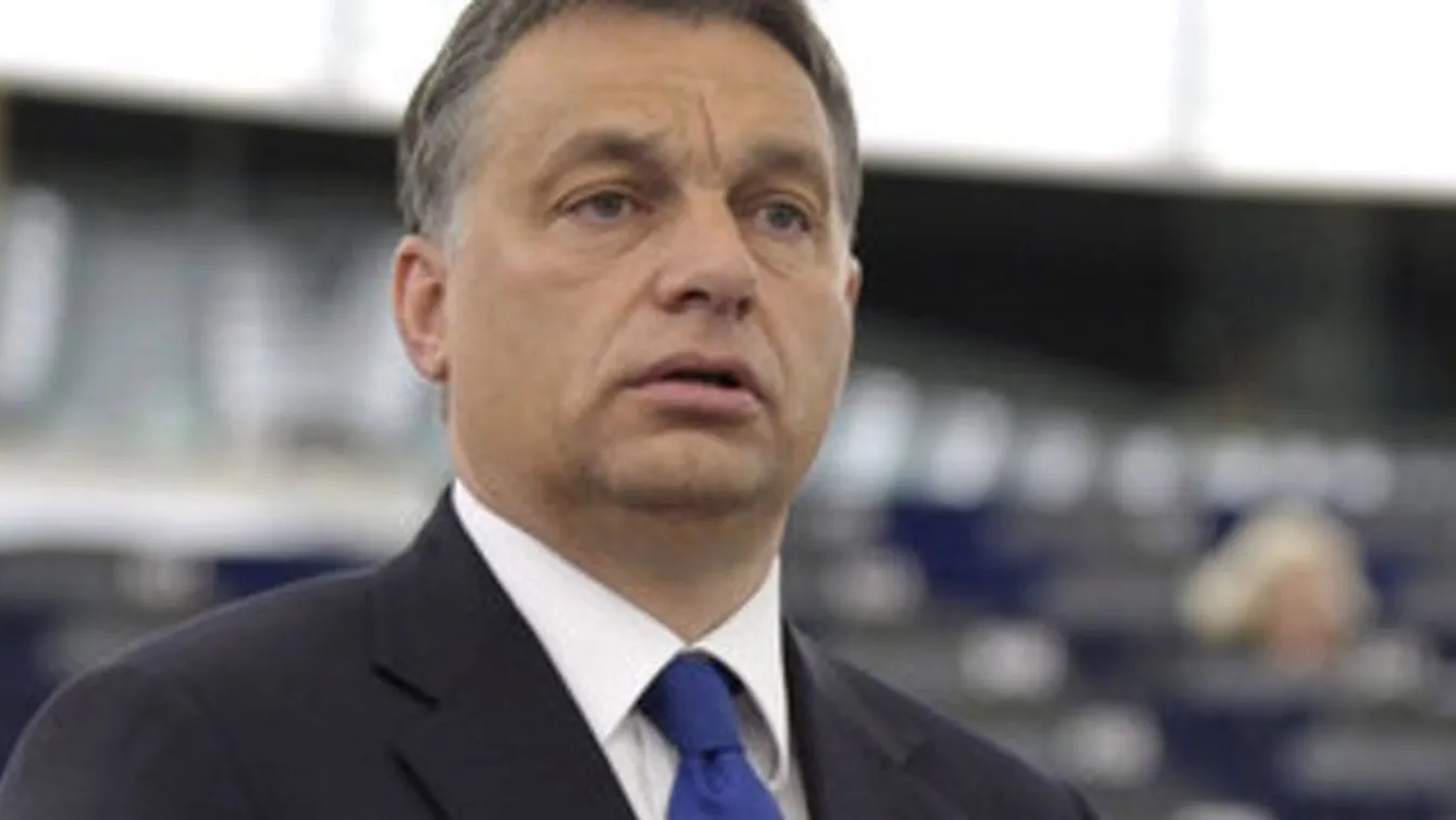 Karambolozott az Orbán Viktor konvoját felvezető autó