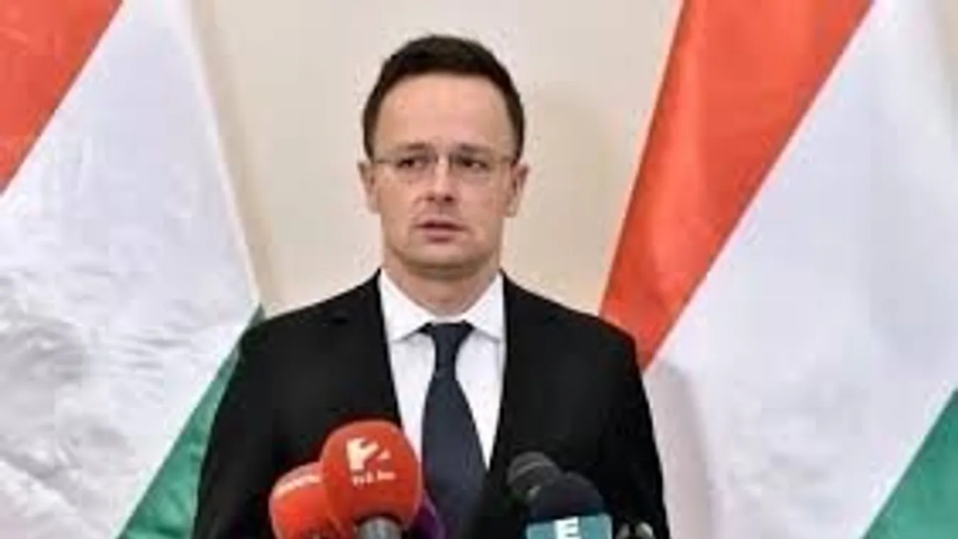 Szijjártó: harcolni kell a brüsszeli bevándorláspárti politikusok ámokfutása ellen