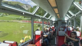 Ilyen a luxusból az egyenlőségbe vonatozni