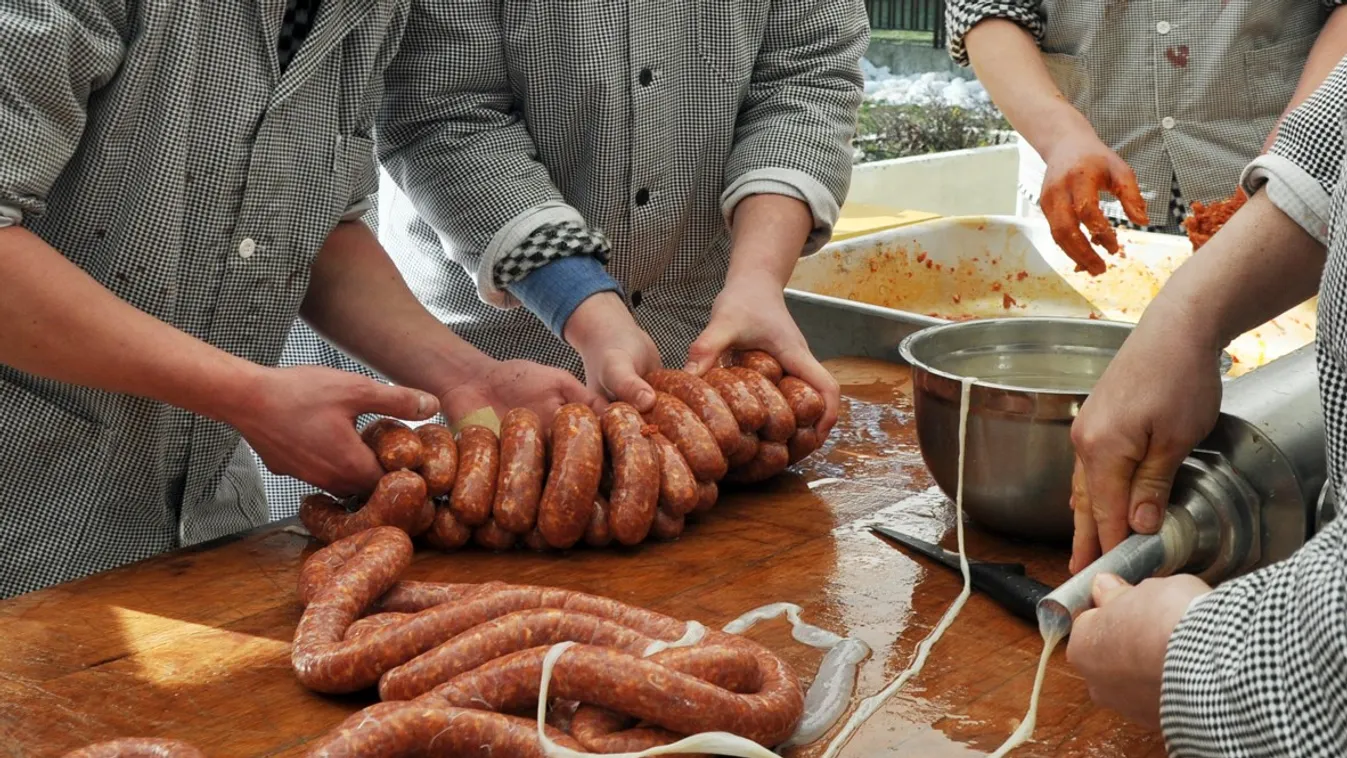Kolbásztöltő fesztiválra várják az érdeklődőket Székesfehérváron