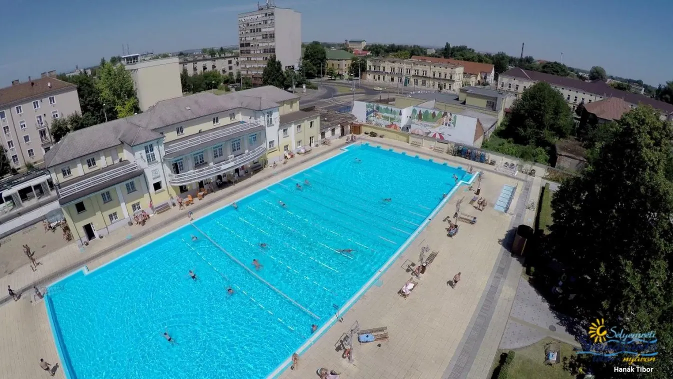 Hamarosan nyílik a felújított Selyemréti Strandfürdő