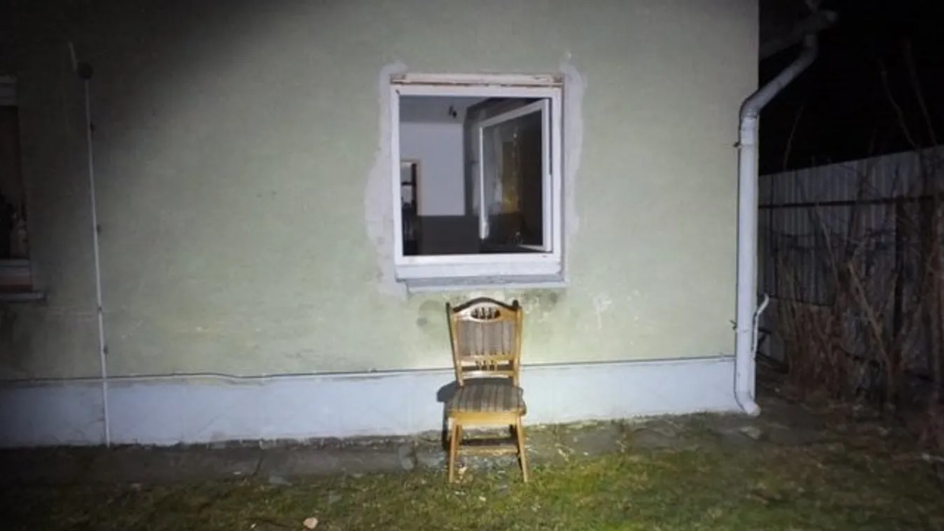 A fürdőszobában bújt el a betörő