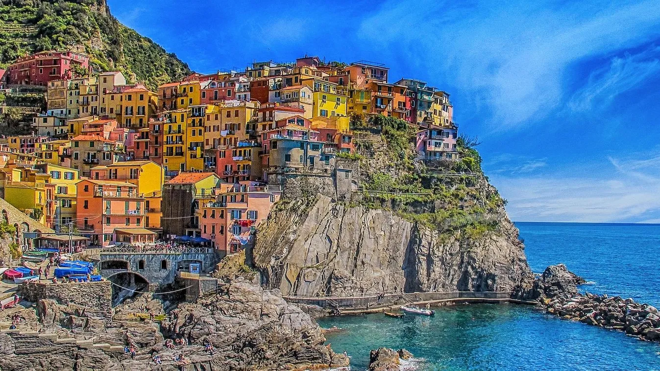 2500 eurós büntetést is kaphat, aki papucsban mászkál a Cinque Terre ösvényein