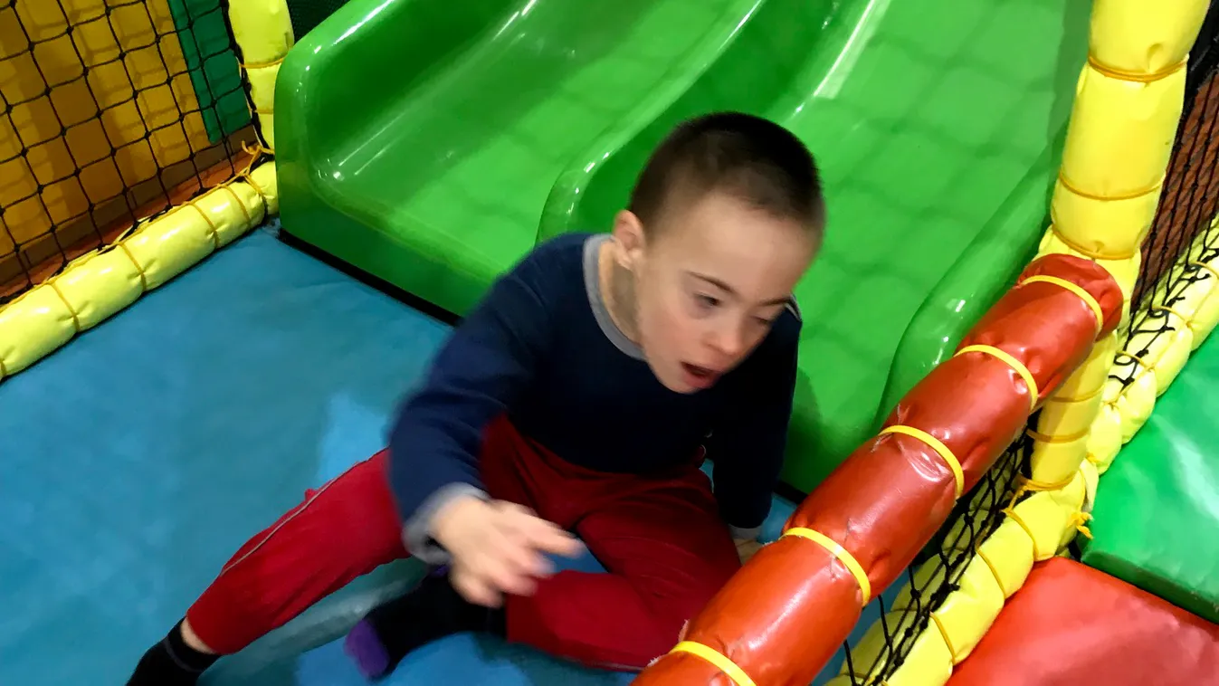 „Ő is ugyanolyan gyerek, mint mi...”