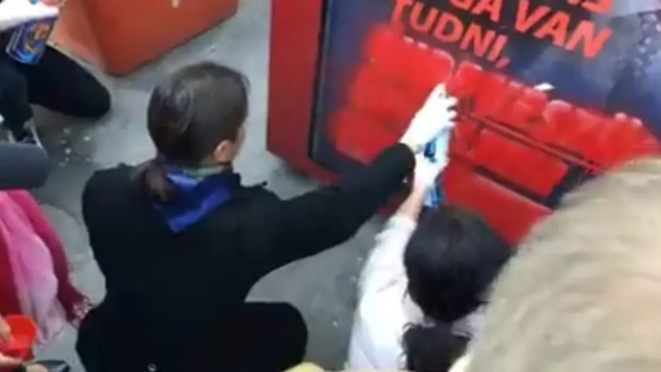 Munka helyett graffitizett az ellenzék