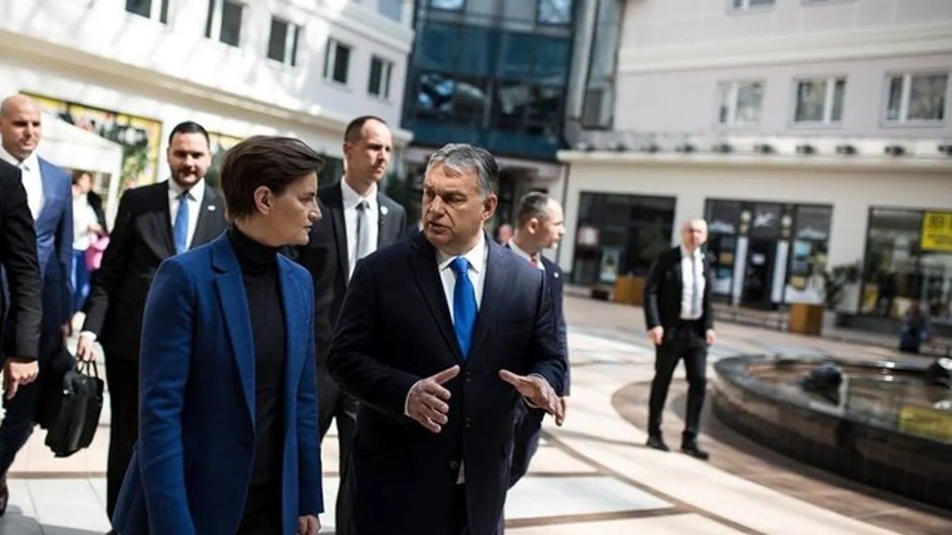 Nem min­den­napi fotók és videó Orbán Vik­tor sza­bad­kai prog­ram­ja­i­ról