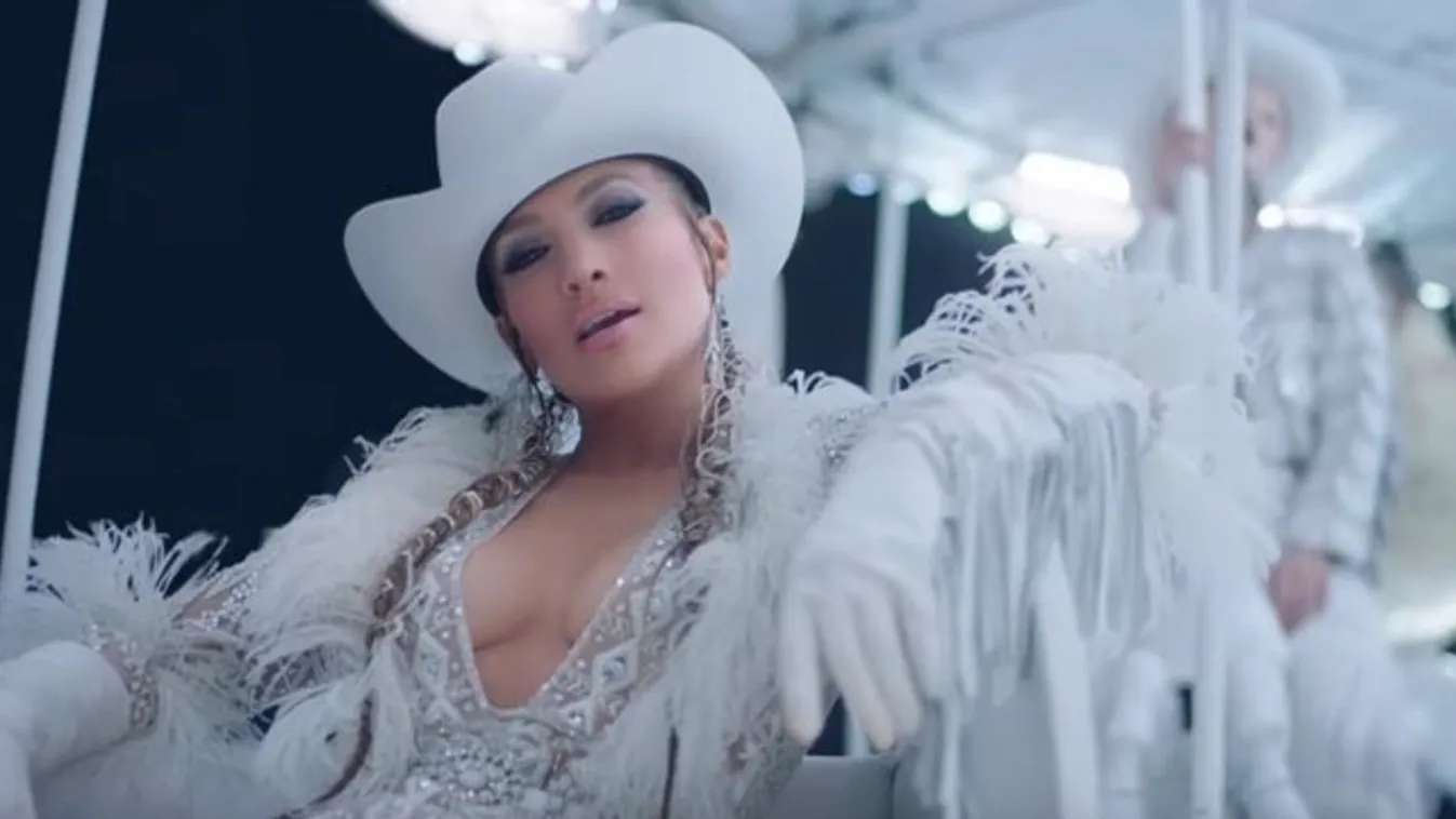 Kevés melltartó, sok mell - így választhatta ki ruháit új klipjéhez Jennifer Lopez