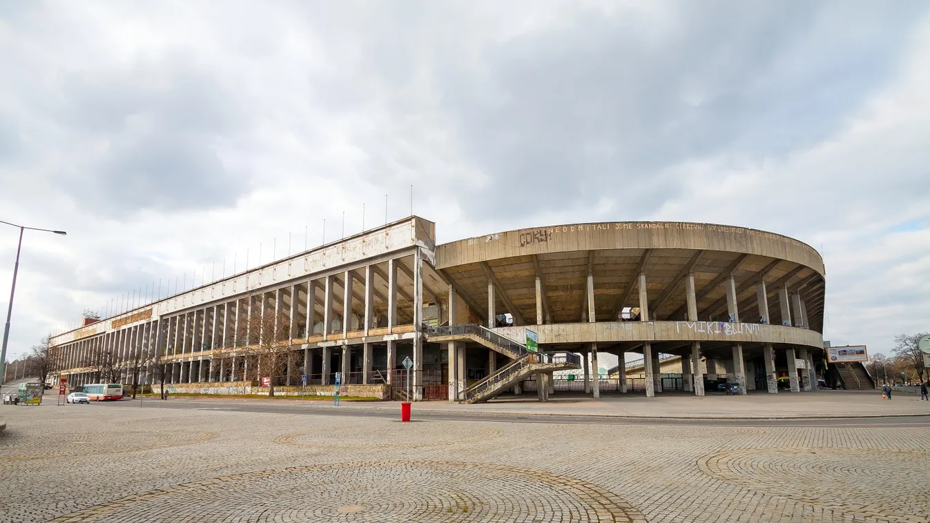 Elbontják a stadionok godzilláját Prágában