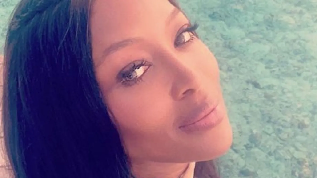 Naomi Campbell ezzel a képpel nosztalgiázik, és leesik az állunk