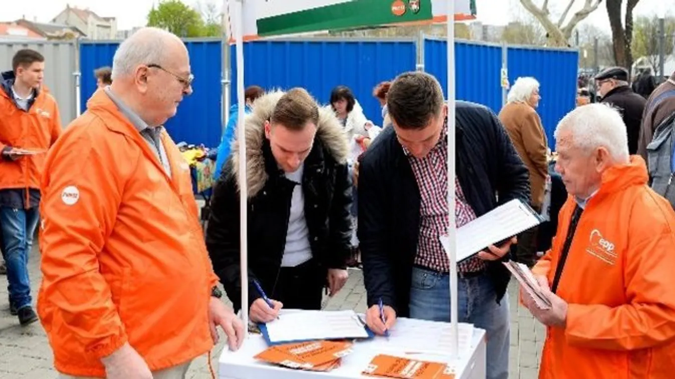 A Fi­desz nép­sze­rű­sége to­vább nőtt, biz­tos­nak tűnik 14 EP-man­dá­tum