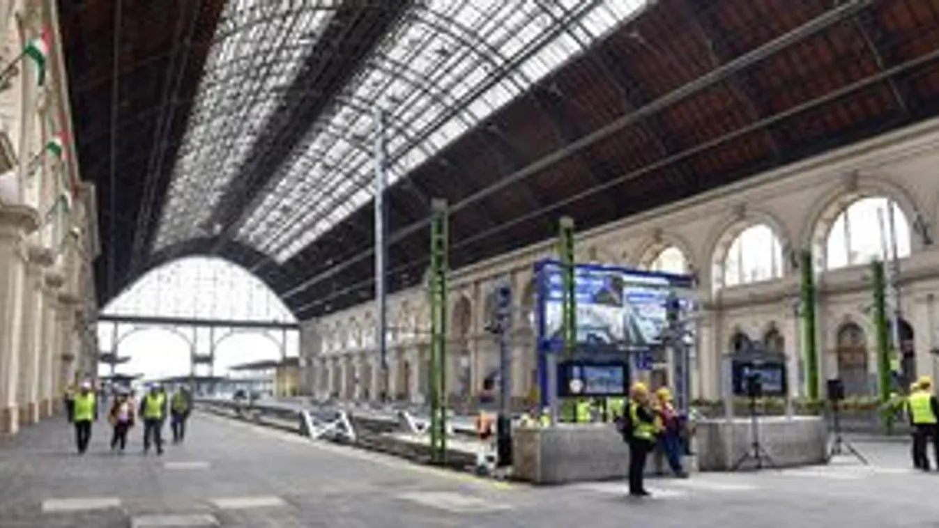 Ismét fogad utasokat a Keleti