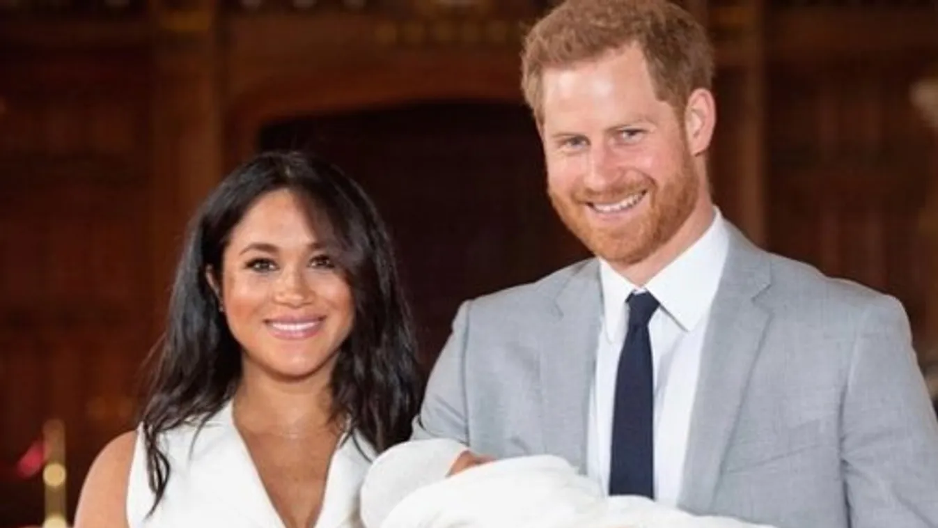 Megmutatták a babát! Íme Meghan hercegné és Harry herceg közös kisfia