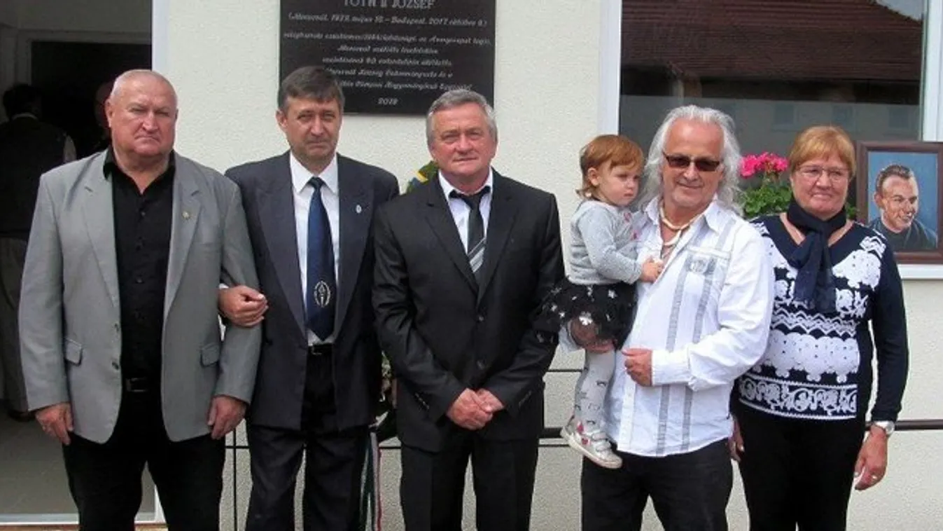 Az Aranycsapat szélsőjére, Tóth II. Józsefre emlékeztek