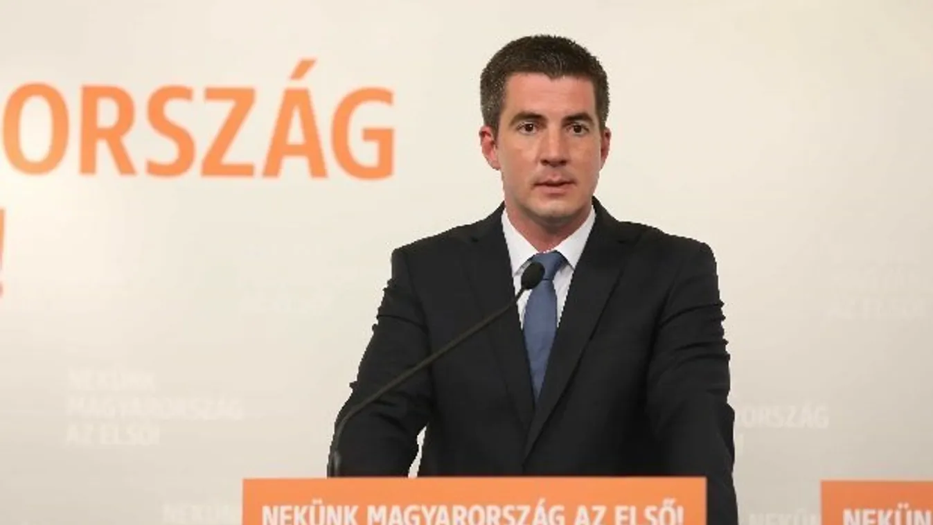 Ko­csis Máté: Ka­rá­csony pó­rá­zá­nak végén Gyur­csány áll