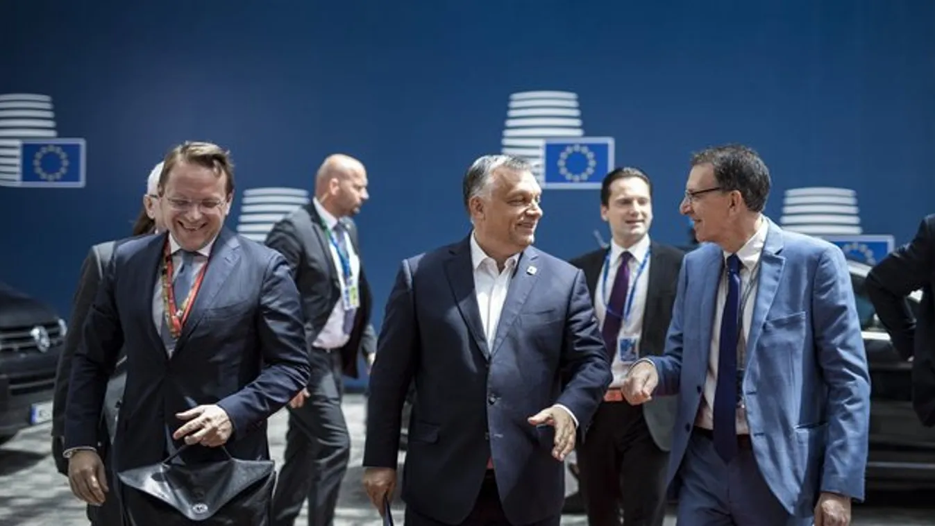 Megérkezett az EU-csúcsra Orbán Viktor