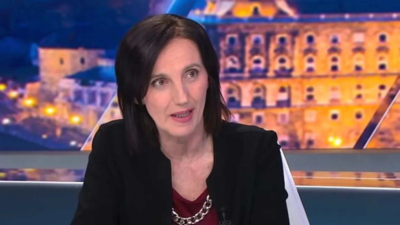 Júliustól, majd 2020-ban és 2022-ben is tovább emelkedik az ápolók bére