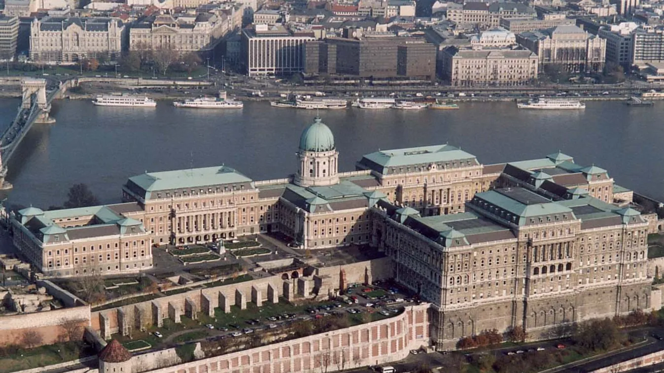 Az UNESCO elveheti Budapest világörökségi címét
