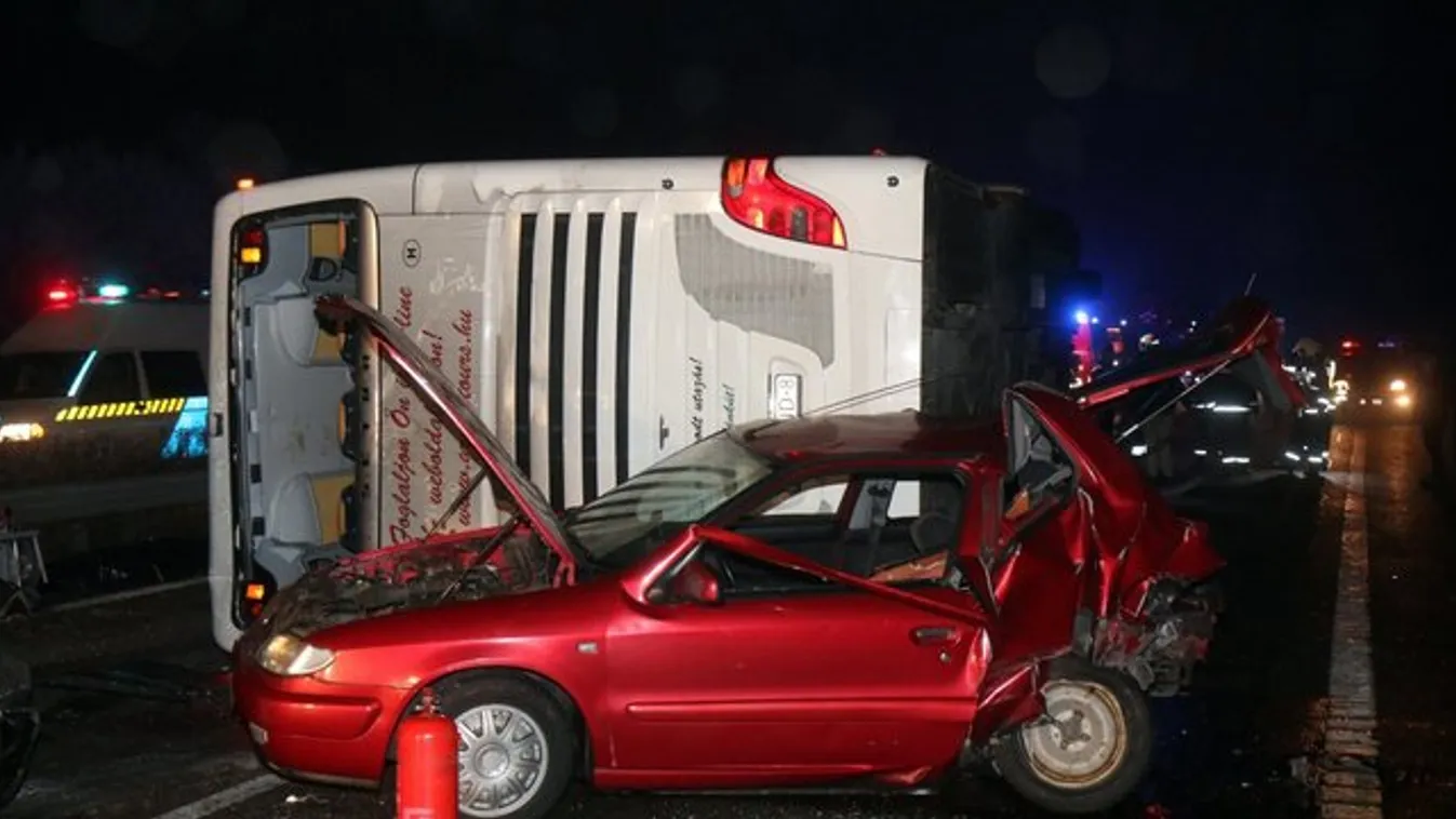 Keresztbe fordult a busz előtt Krisztina