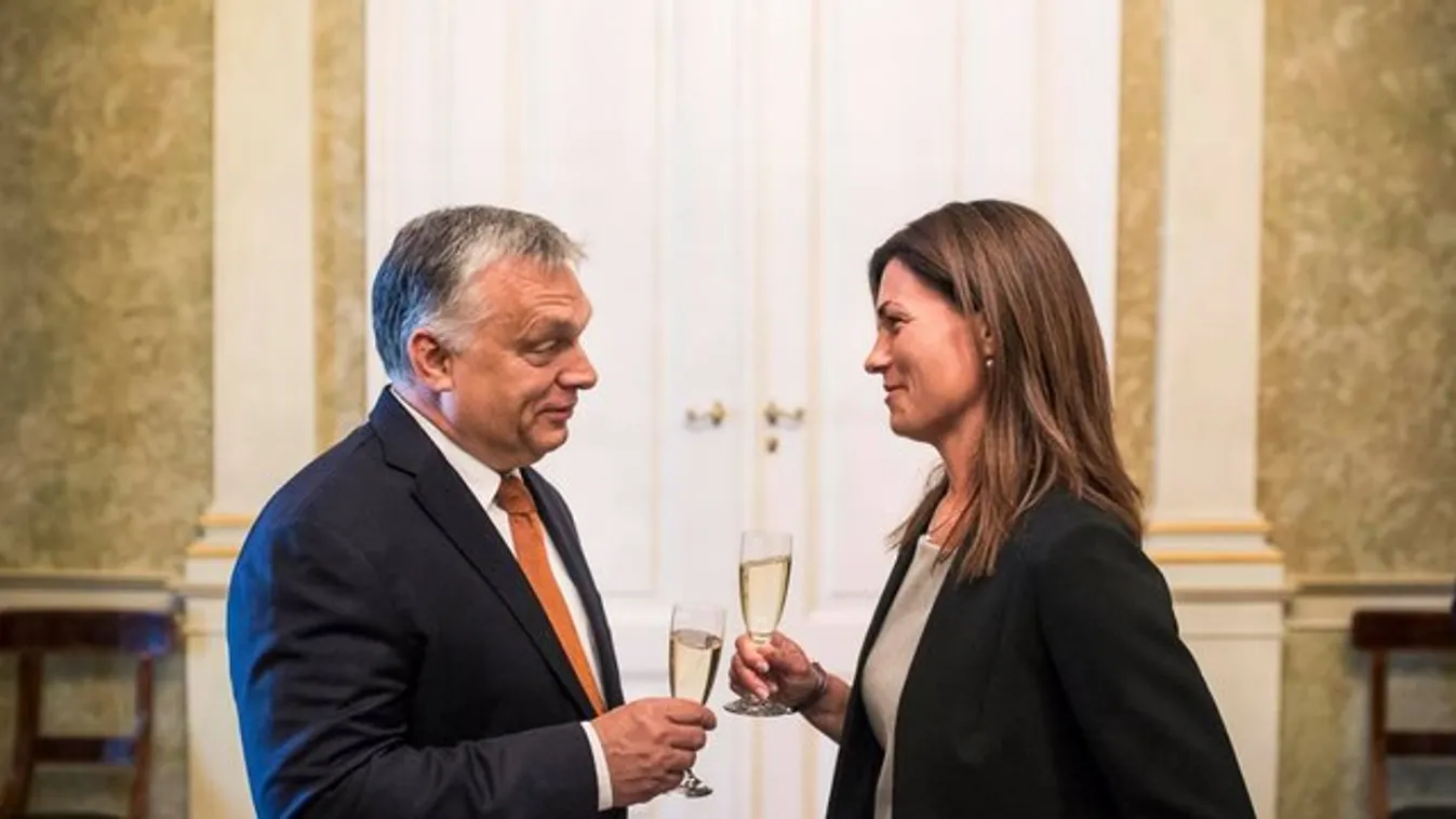 Orbán Viktor: Új csatárt igazoltunk - fotó