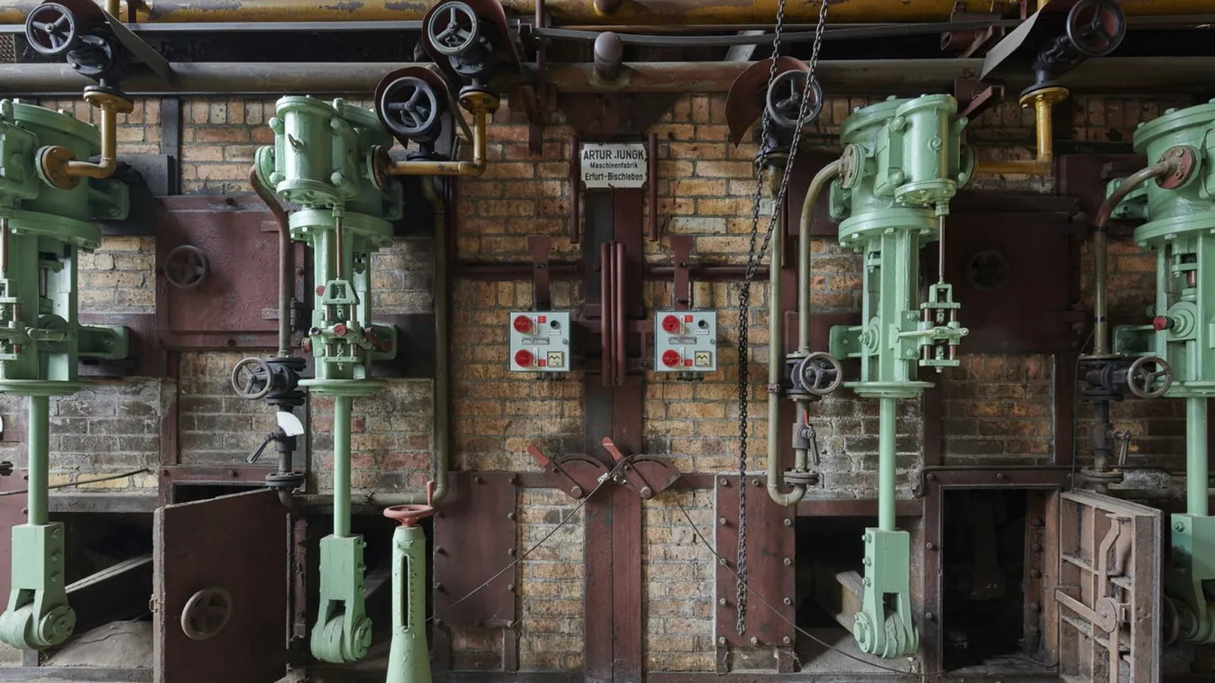 Ez az erőműből kialakított művészeti központ zöld energiát is termel