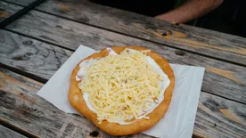 A legjobb balatoni lángosokat keresik? Itt megtalálják!