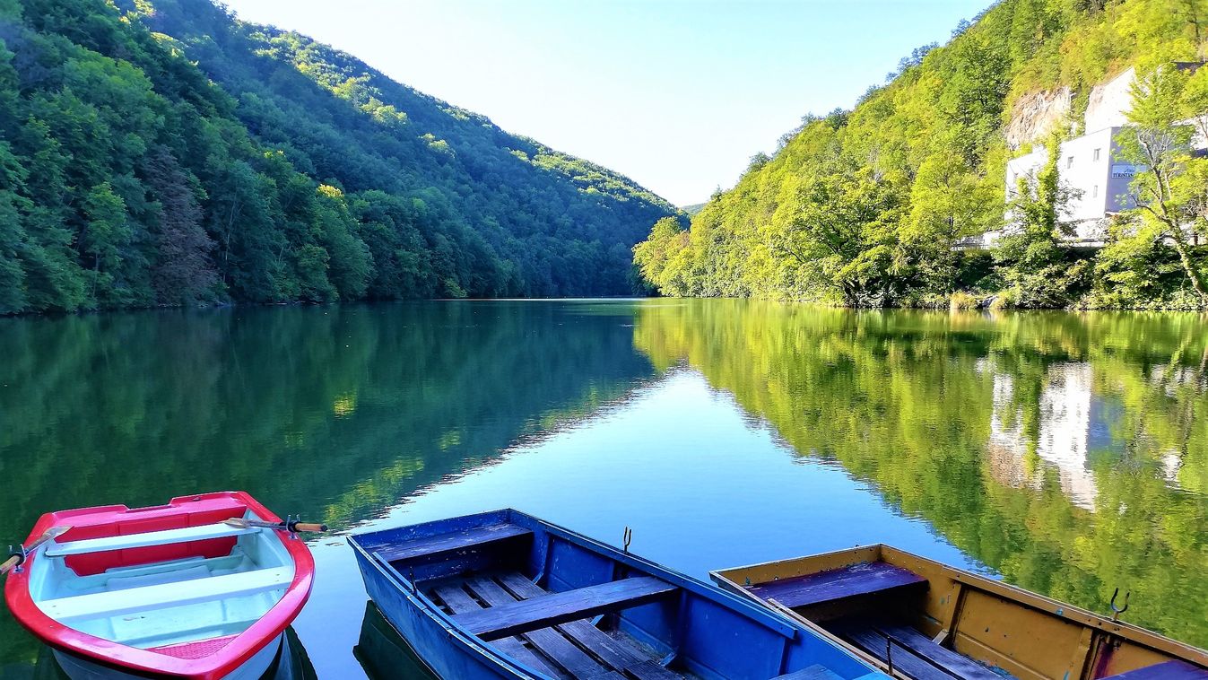 https://cdn.borsonline.hu/2019/09/DTofRHZRA1U5ub4Xbon4mpDPVHEau1q7UKzGZ6Rn_EI/fill/1347/758/no/1/aHR0cHM6Ly9jbXNjZG4uYXBwLmNvbnRlbnQucHJpdmF0ZS9jb250ZW50Lzc2NjdmZTFjMjgxYTQzN2M4ZjVhNzVhM2FmZDI3Nzgw.jpg