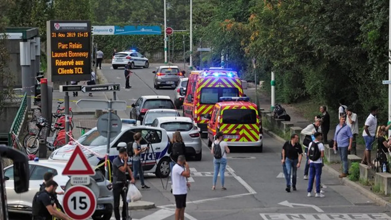 Késes támadás történt Lyon közelében