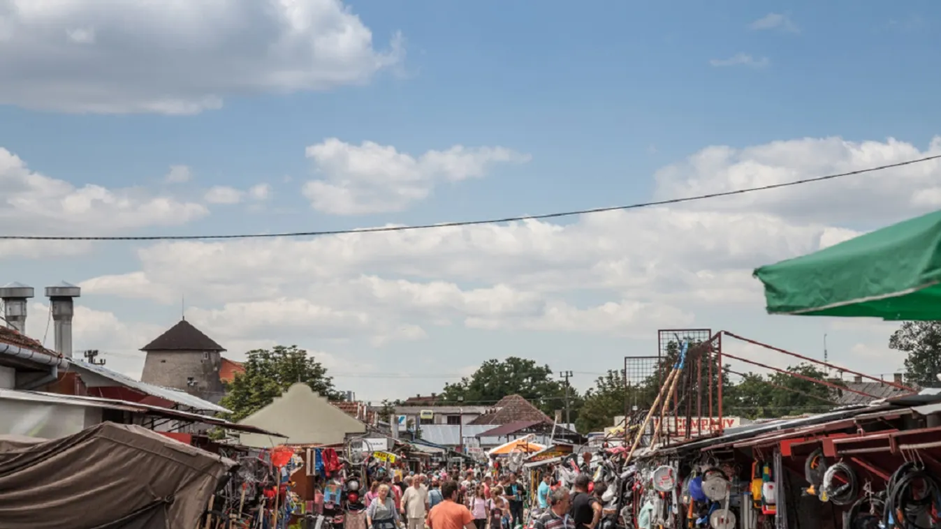 Vannak, akik több száz kilométert utaznak ezért a piaci hangulatért