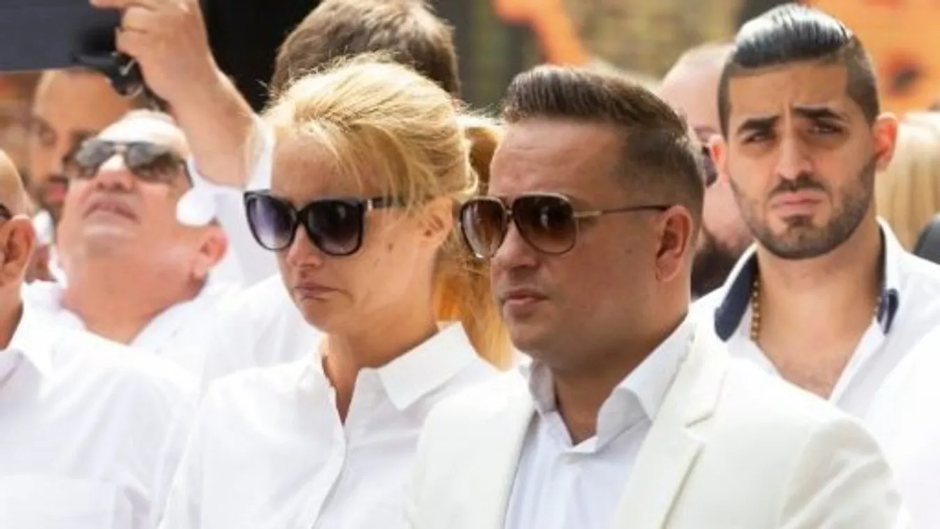 L.L. Junior exkluzív interjúban mesélt a Tényeknek, milyen volt a másik fiának elmondani, hogy elvesztette az öccsét