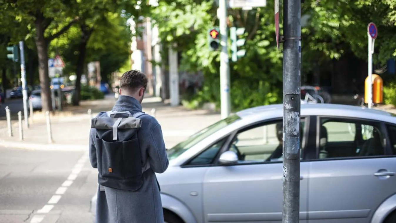 Ha nem akarsz meghalni, sose közlekedsz robotpilótán