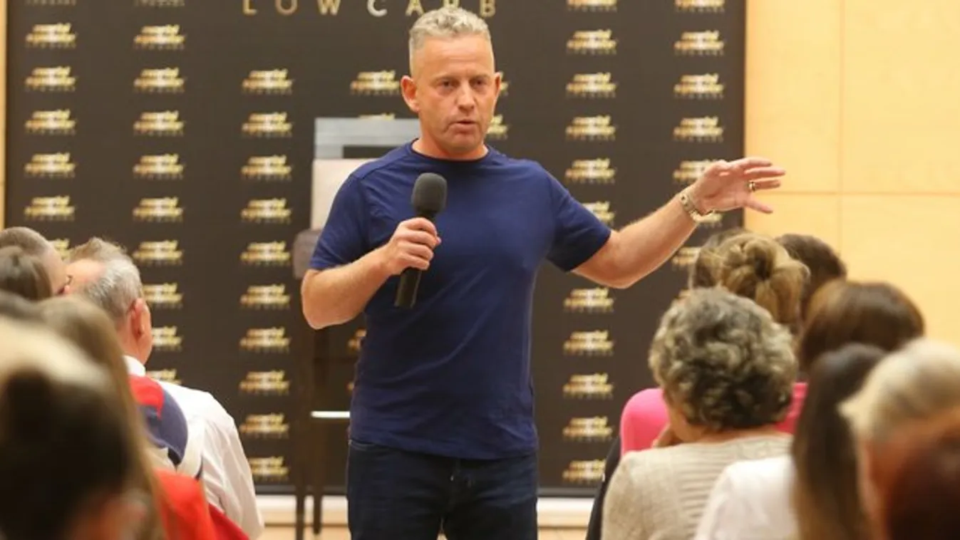 Schobert Norbi: Ne egyetek filléres szennyet!