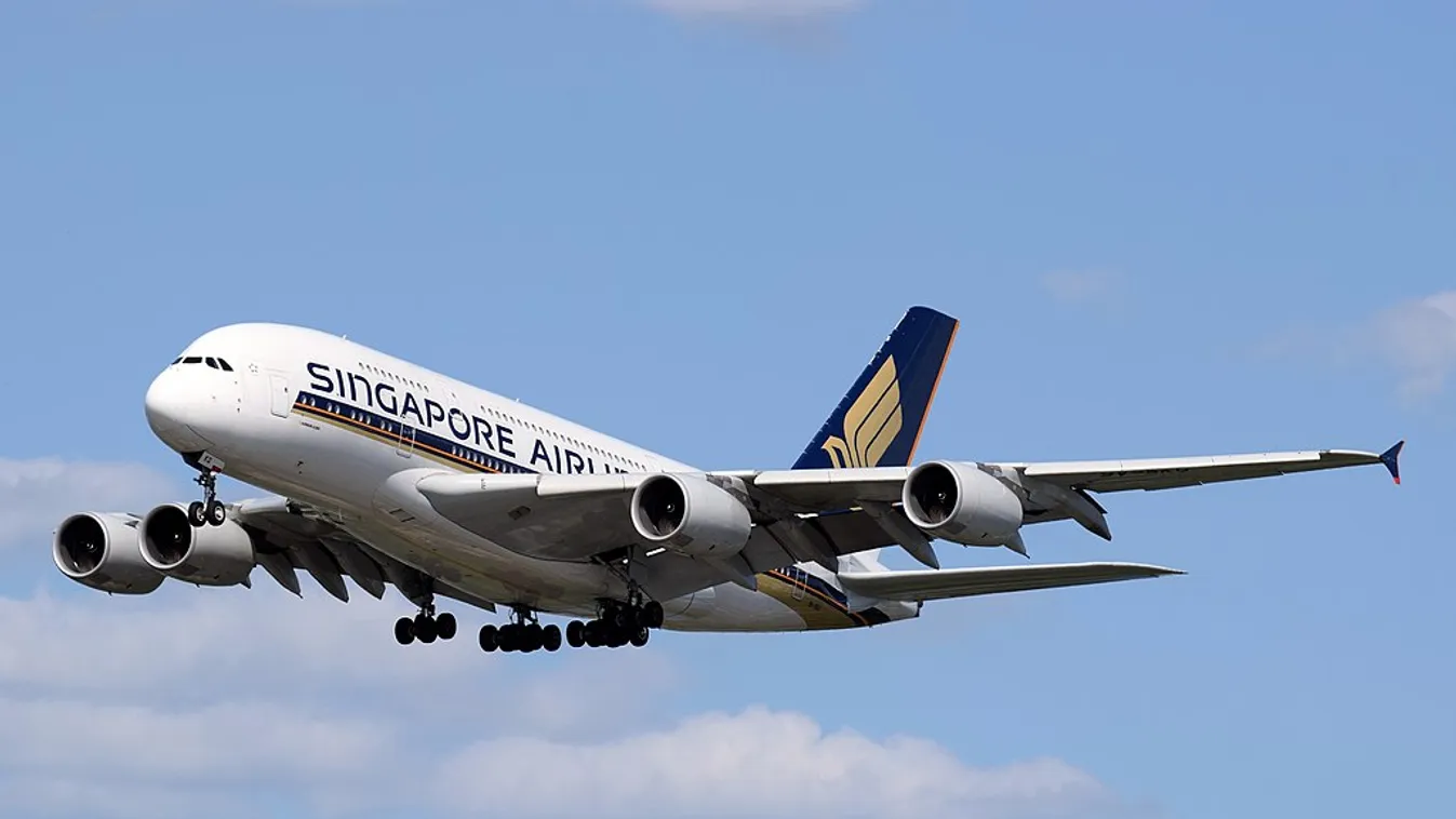 Repülőgépes háttérzajokból rakta össze kampánydalát a Singapore Airlines