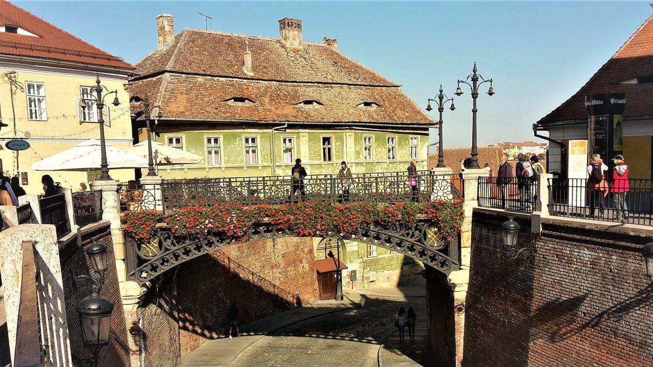 https://cdn.borsonline.hu/2019/10/Ha9idPpClsna4yJVTppZHleVTaYKP0ERN_z6ibnwIcg/fill/1347/758/no/1/aHR0cHM6Ly9jbXNjZG4uYXBwLmNvbnRlbnQucHJpdmF0ZS9jb250ZW50Lzk5YzlkMGM2N2I2ZjRkNWNiNDgyNWM2YjcxYzcxZDU3.jpg
