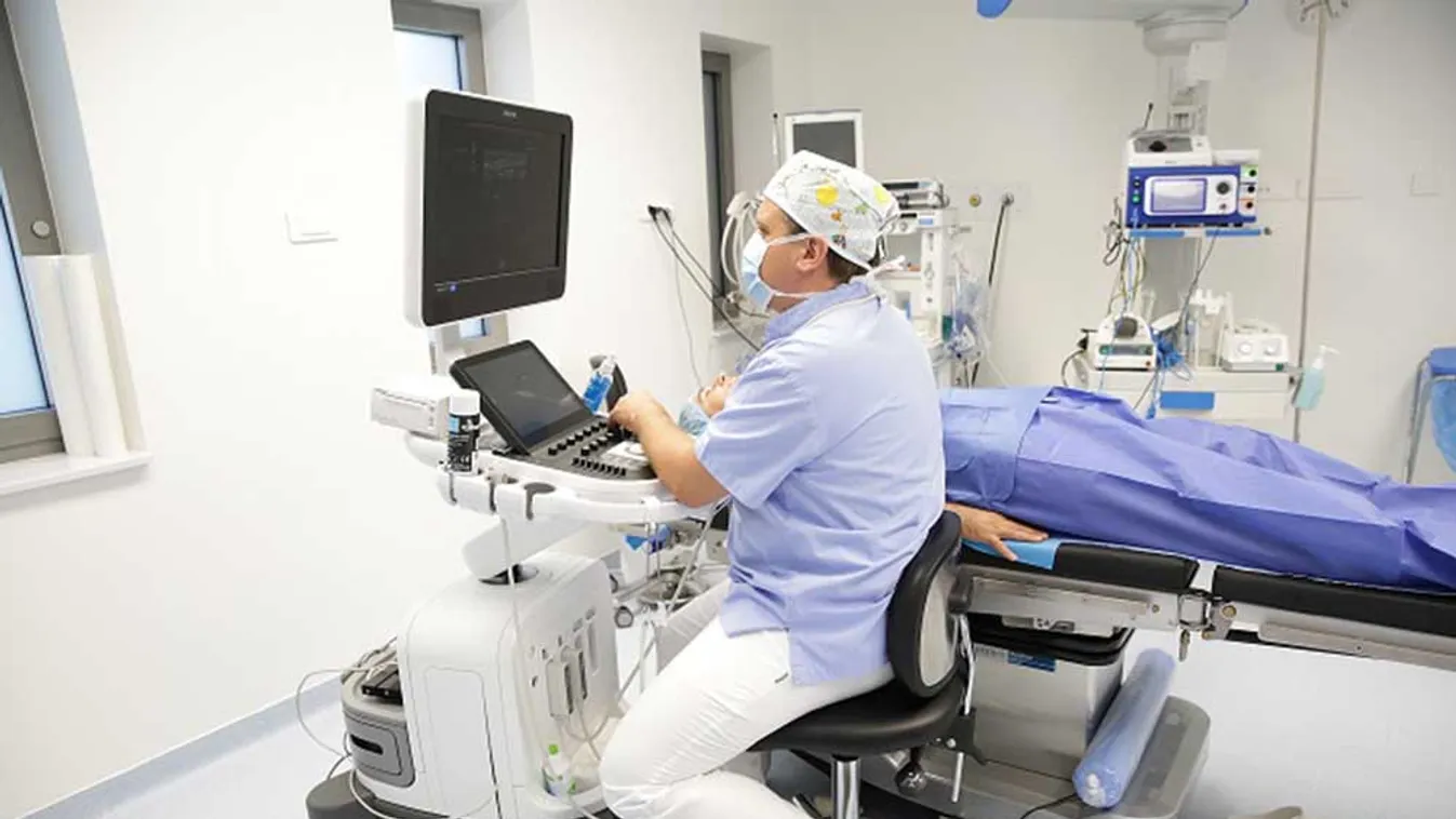 Elsőként hazánkban oktatnak és alkalmaznak vágás nélküli műtéti technikákat a régióban