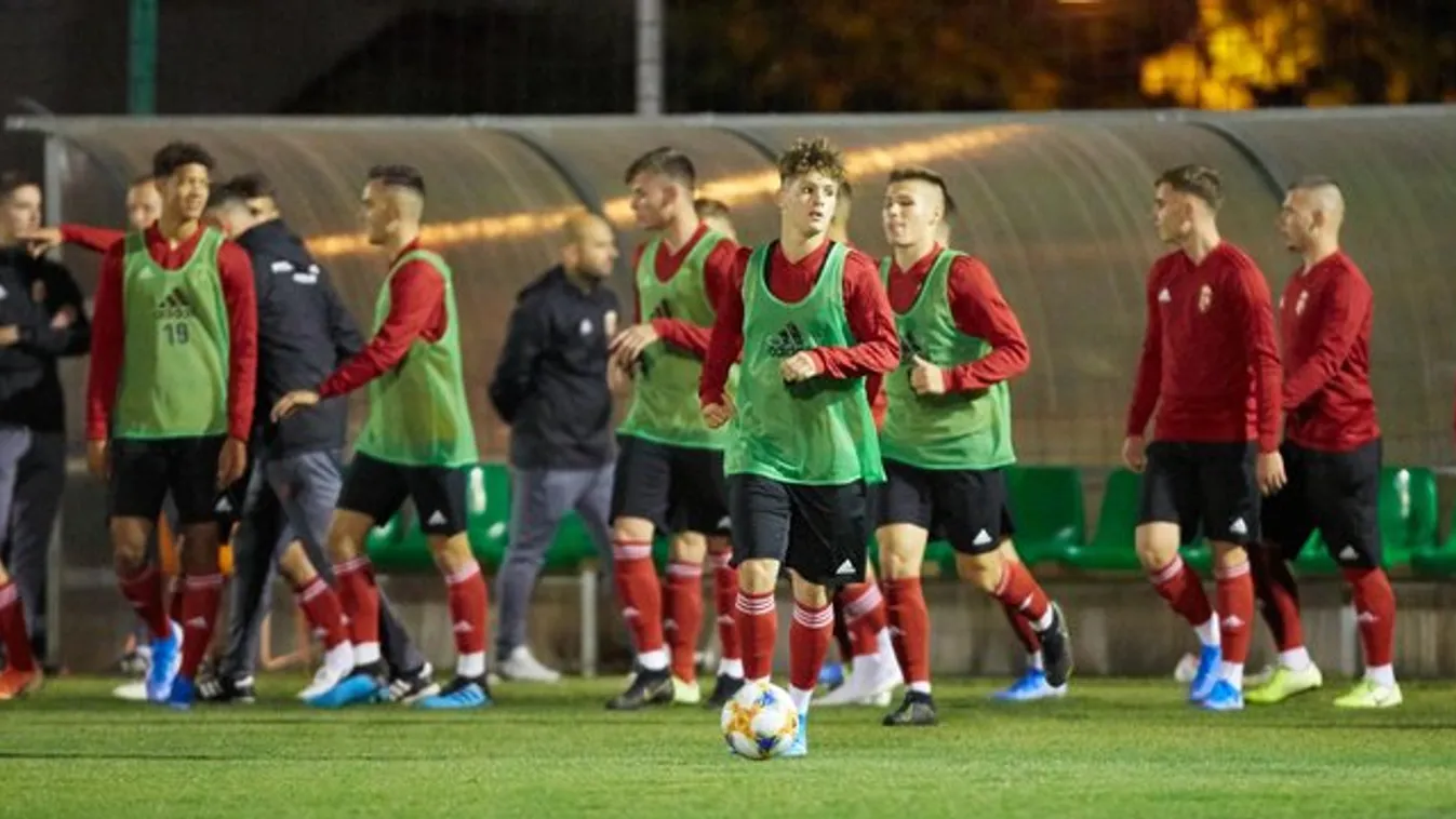 Apaként jól kezeli kamasz focistáit Preisinger Sándor