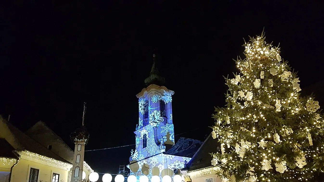 Szentendre történelmi belvárosa újra ünnepi díszbe öltözik