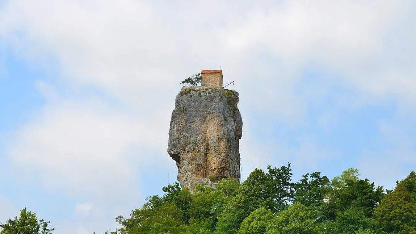 Fura szerzet lakja a világ legelzártabb templomát