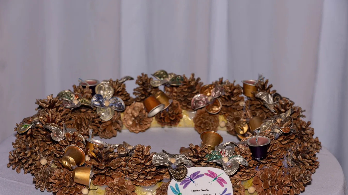 Elképesztően kreatívak a gyerekek környezettudatos adventi koszorúi